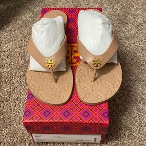 New Tory Burch Monroe Leather Thong Sz 7